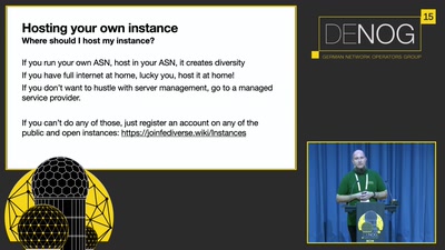 Feediverse independencies and network diversity